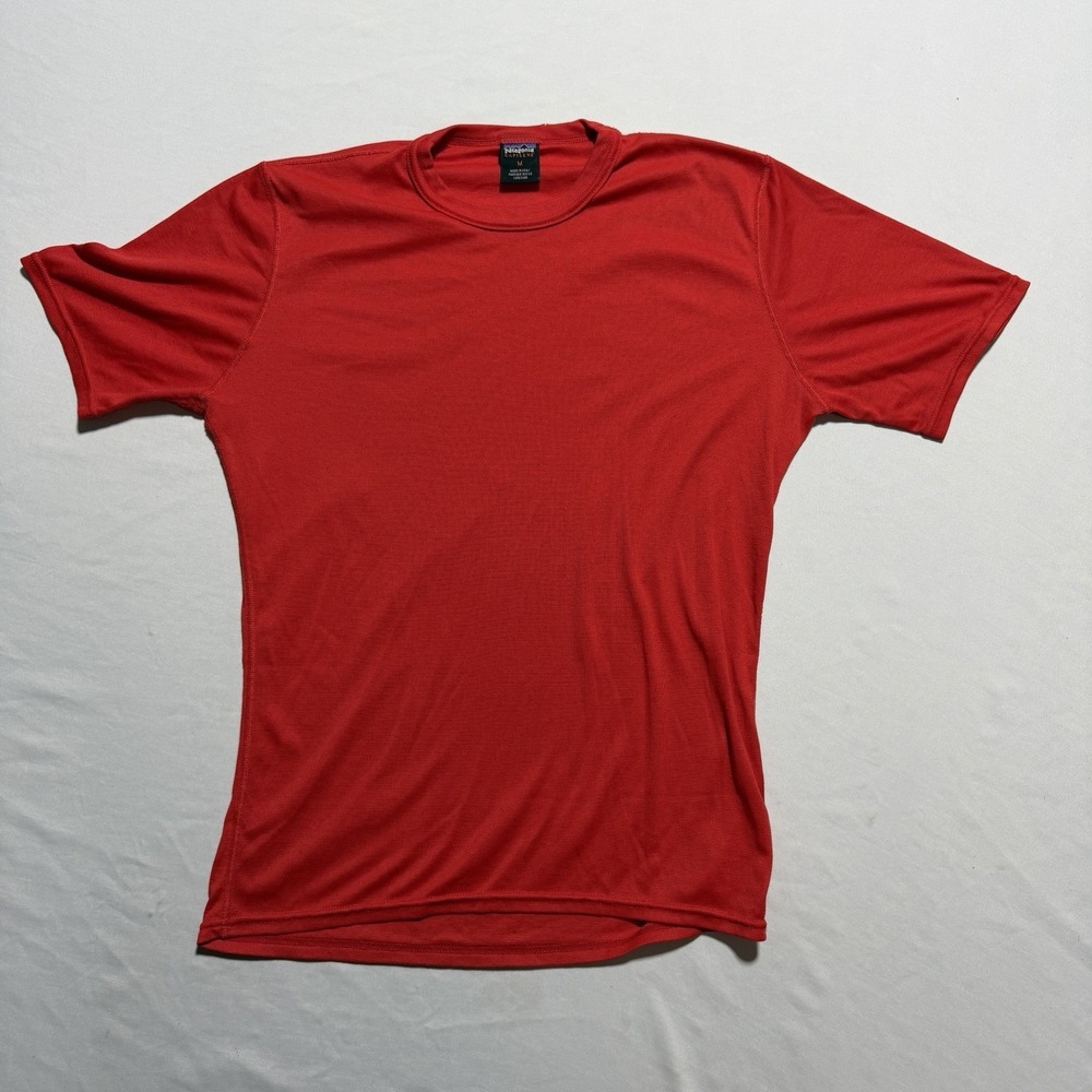 Patagonia Capilene Vintage Base Layer T-Shirt Mens M Red Short Sleeve USA